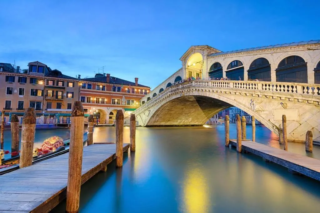 Piccola Dimora In Palazzo Storico Apartment Venice 0*,