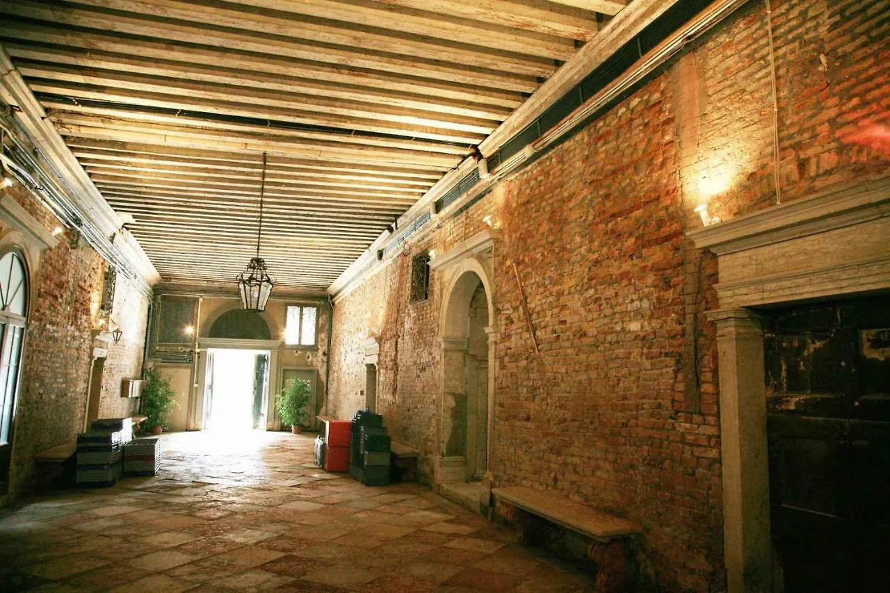Piccola Dimora In Palazzo Storico Apartment Venice